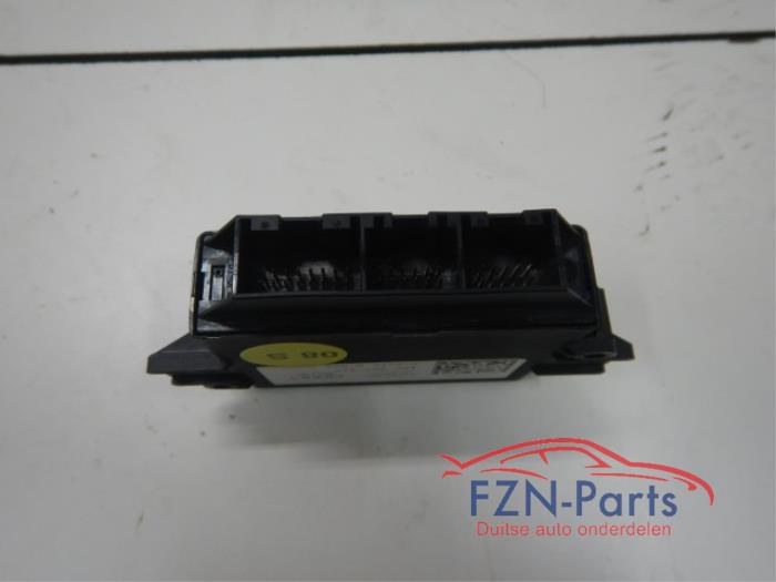 Audi A8 4H Regelapparaat Traceer Module