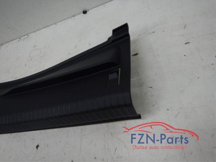 VW Golf 8 Instapbekleding Achterklep