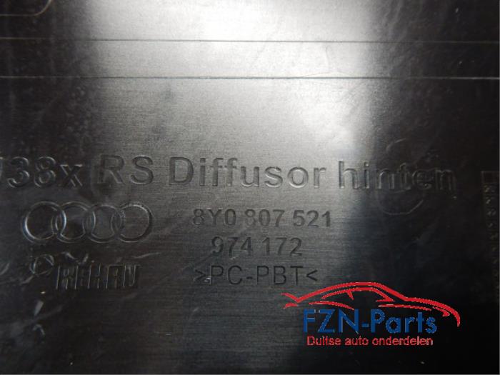 Audi RS3 8Y Diffusor Onderlip Hoogglans Zwart