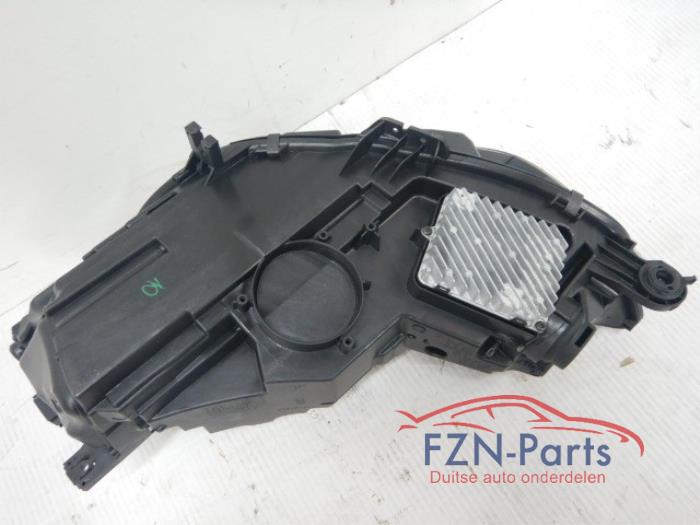 Audi A4 8W Facelift Koplamp VOLLED Rechts
