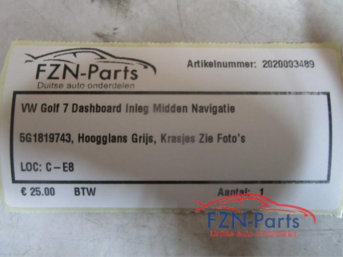 VW Golf 7 Dashboard Inleg Midden Navigatie