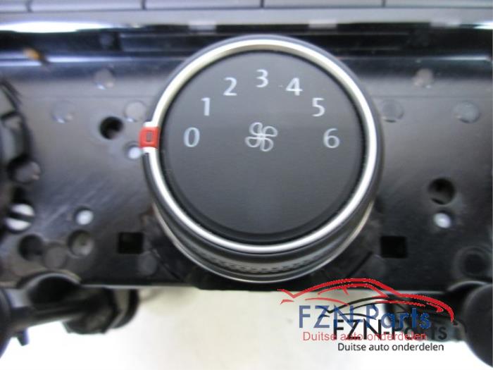 Climatronic Paneel Volkswagen Tiguan (22738121)