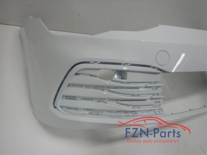 VW Golf 8 Voorbumper LC9A Pure White Highline