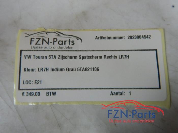 VW Touran 5TA Zijscherm Spatscherm Rechts LR7H Kleur : LR7H Indium Grau