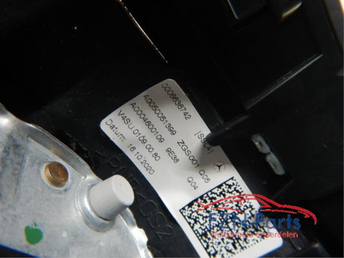 Mercedes-Benz A, B, CLA AMG Stuur Alcantara Leer MF+F1