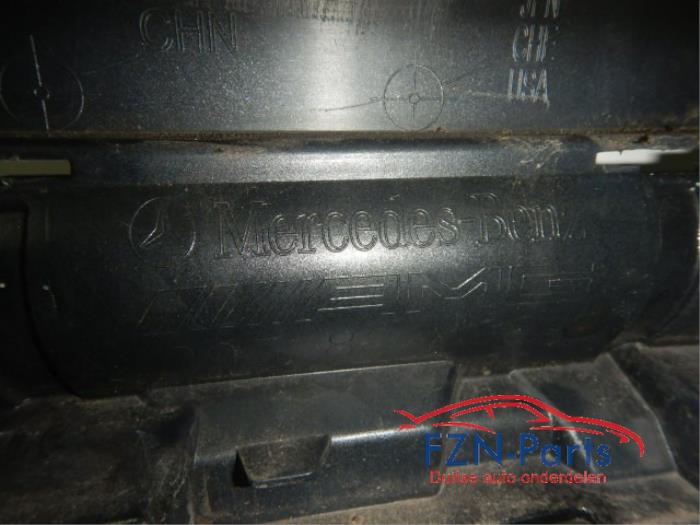 Voorbumper Mercedes Diversen (22721346)