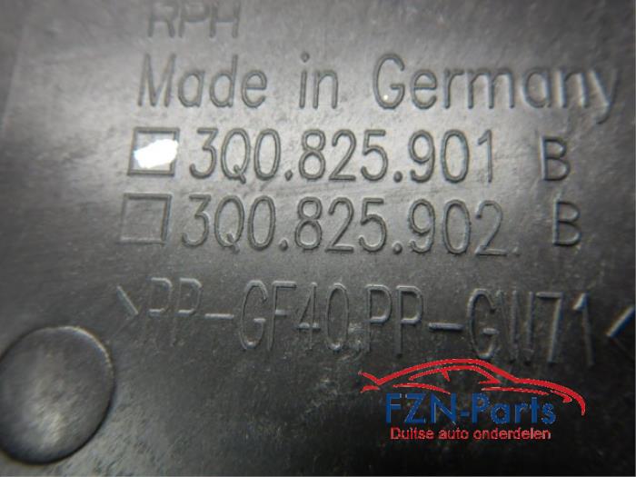 VW Golf 8 Bodemplaat Verstrekt Plaat