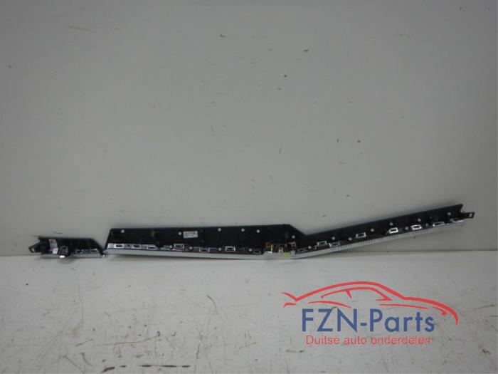 Dashboard deel Audi E-Tron (22742324)