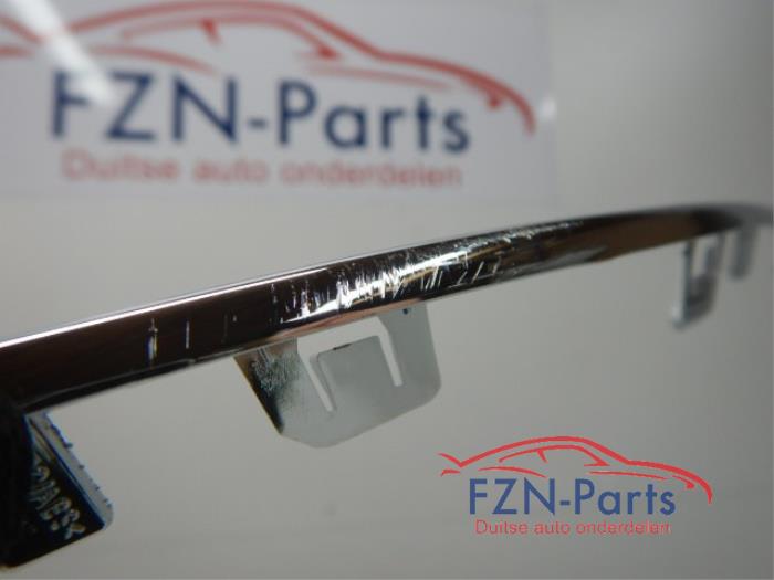 Mercedes-Benz C-Klasse W206 Voorbumper Sierlijst Chrome