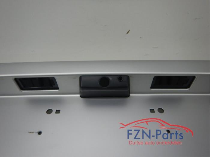 Land Rover Defender L663 Achterbumper 6PDC L