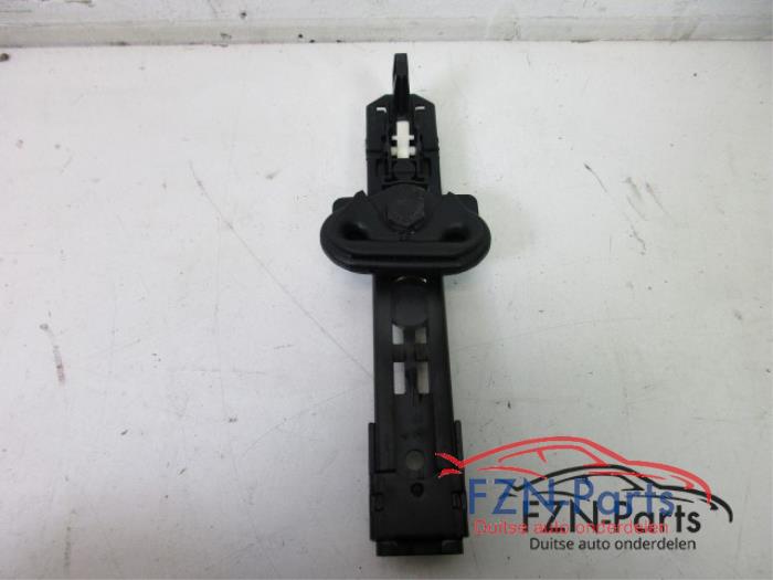Audi A3 8P Gordel Hoogteverstelling / Geleider