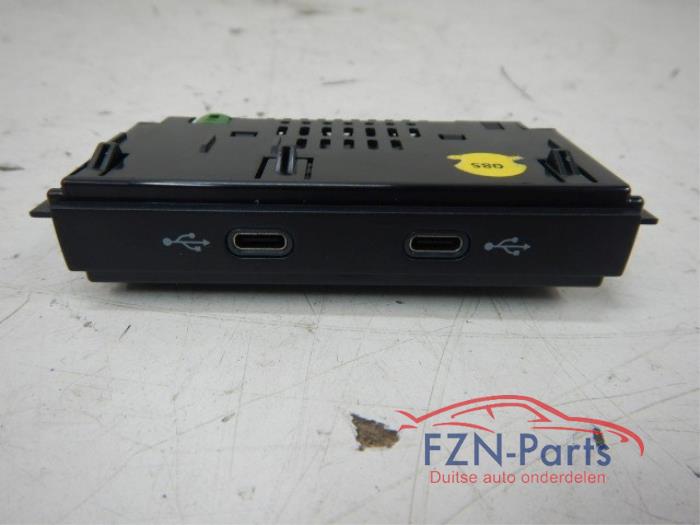 AUX/USB aansluiting Volkswagen Tiguan (22744591)