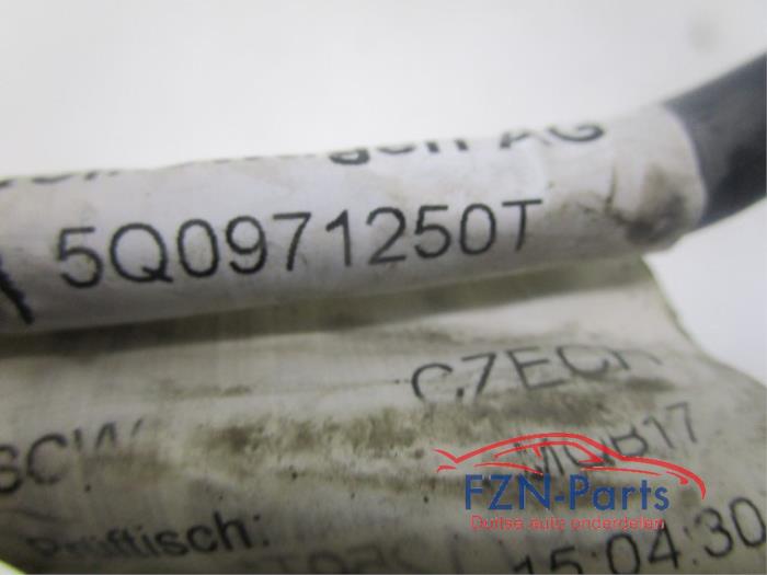 Accu sensor Volkswagen Golf (22740937)