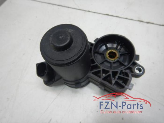Handrem motor Mercedes GLC-Klasse (22740955)
