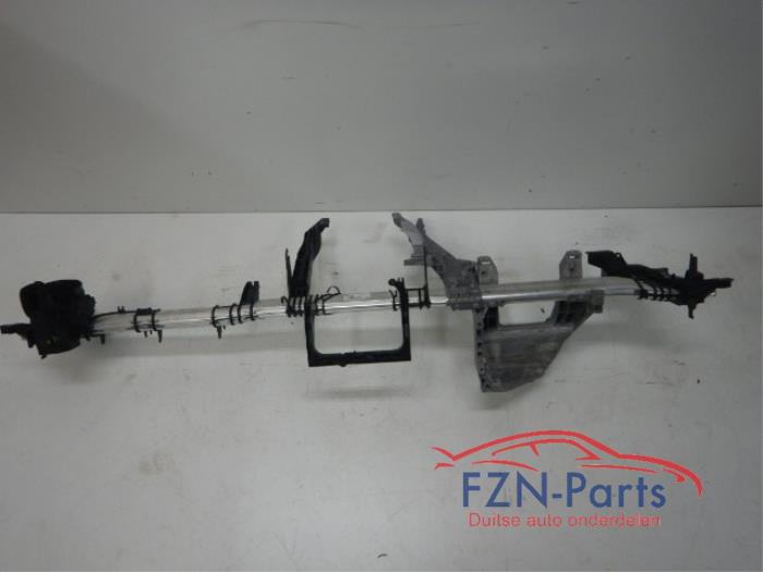Mercedes-Benz C-Klasse W205 Dashboard Bar