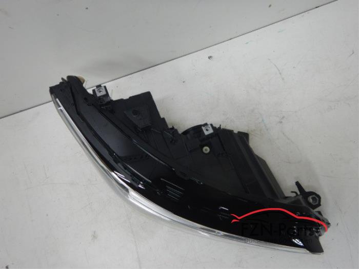 VW Golf 8 5H0 Koplamp Rechts Volled 5H1941006A 5H1941006 2.0 TDI GTD 143527 01-09-2020 07-03-2024
1.0 eTSI 142889 01-06-2020 07-03-2024
2.0 TSI R 4motion 142541 01-09-2020 07-03-2024
1.5 TSI 138700 01-07-2019 07-03-2024
2.0 GTI Clubsport 142300 01-10-2020 07-03-2024
2.0 TSI 145034 01-06-2021 07-03-2024
2.0 TDI 4motion 146244 01-06-2021 07-03-2024
2.0 GTI 141769 01-08-2020 07-03-2024
2.0 TSI 4motion 145035 01-06-2021 07-03-2024
1.5 TGI 142908 01-09-2020 07-03-2024
1.4 TSI eHybrid 146214 01-07-2020 07-03-2024
1.0 TSI 140004 01-02-2020 07-03-2024
1.4 GTE Plug-in Hybrid 144084 01-07-2020 07-03-2024