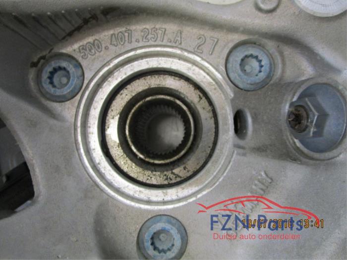 Fusee links-voor Volkswagen Golf (22729826)