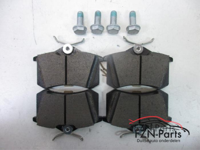 Remblok achter Volkswagen Jetta (22743479)