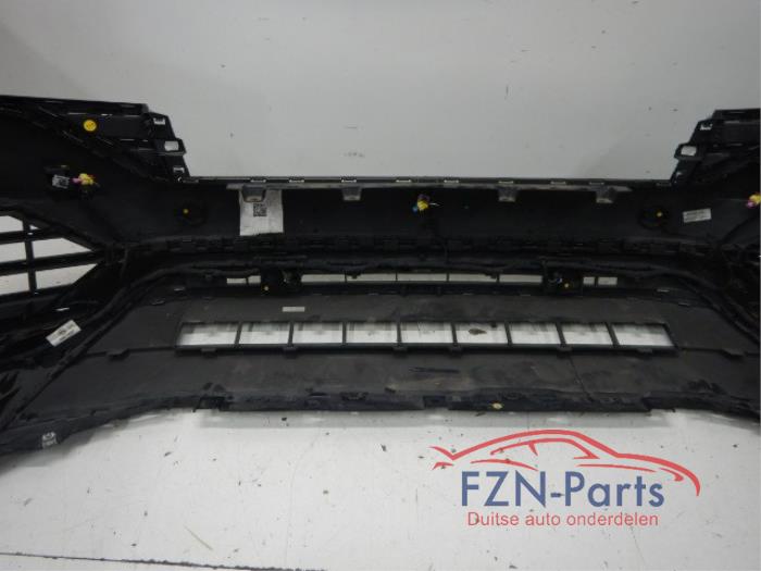 VW Touareg 760 2018 Voorbumper