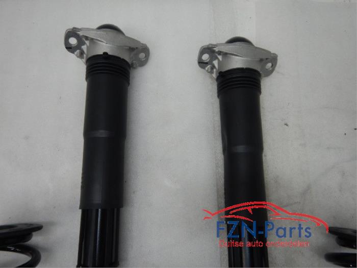 VW Golf 8 GTI Schokdemper Schokbreker Set Achterzijde L+R