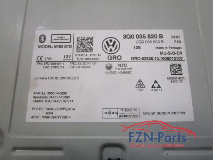 VW Passat B8 Multimediabox