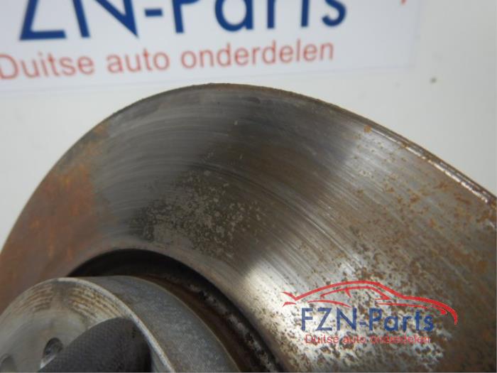 VW Polo 2G Remset Remschijf Remblok Voorzijde