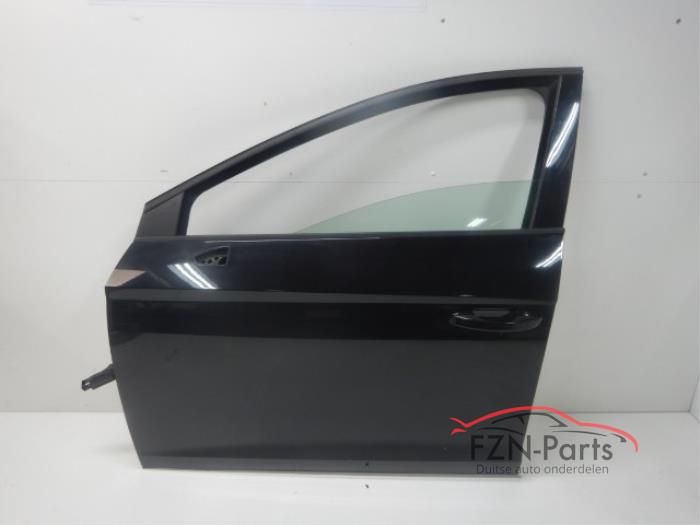 Seat Leon 5F0 Portier Links voor LY9T