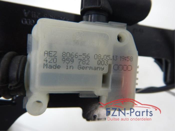 Slotmechaniek Motorkap Audi R8 (22739075)