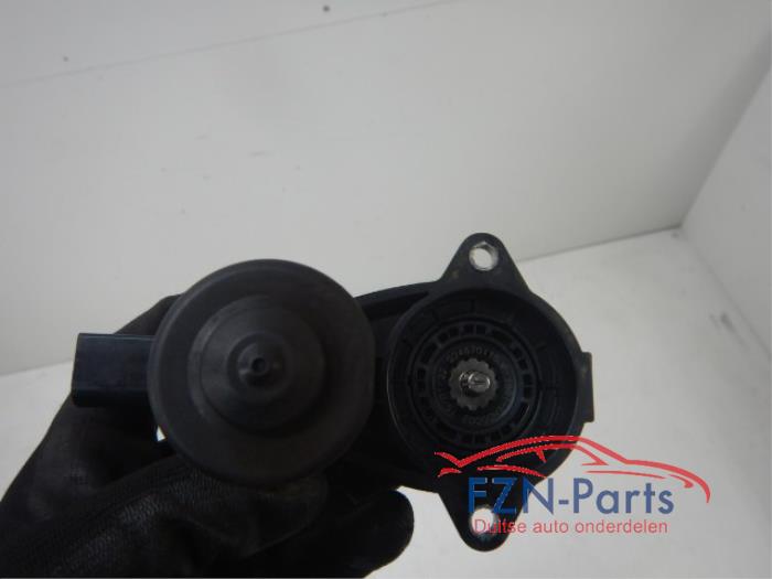 Handrem motor Mercedes A-Klasse (22741060)