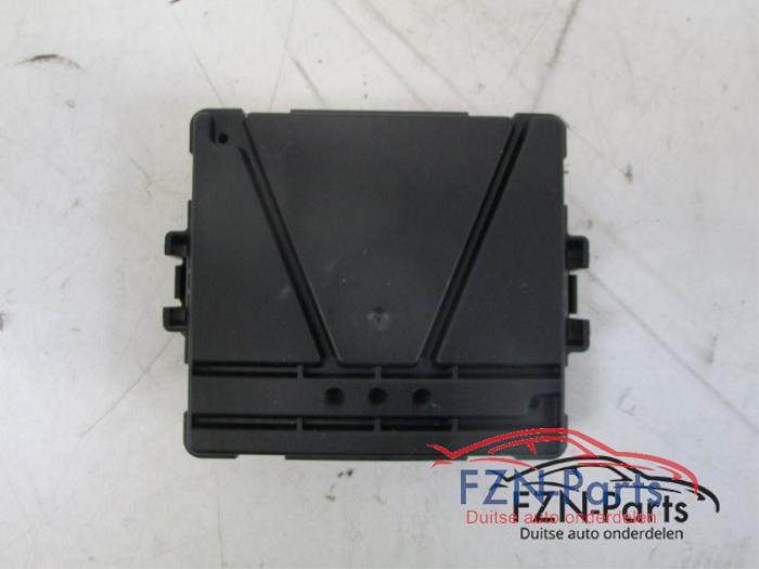 VW Touareg 760 Corner Light Module