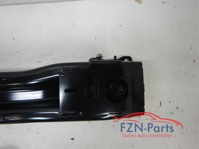 VW Golf 8 Bumperbalk Achterzijde