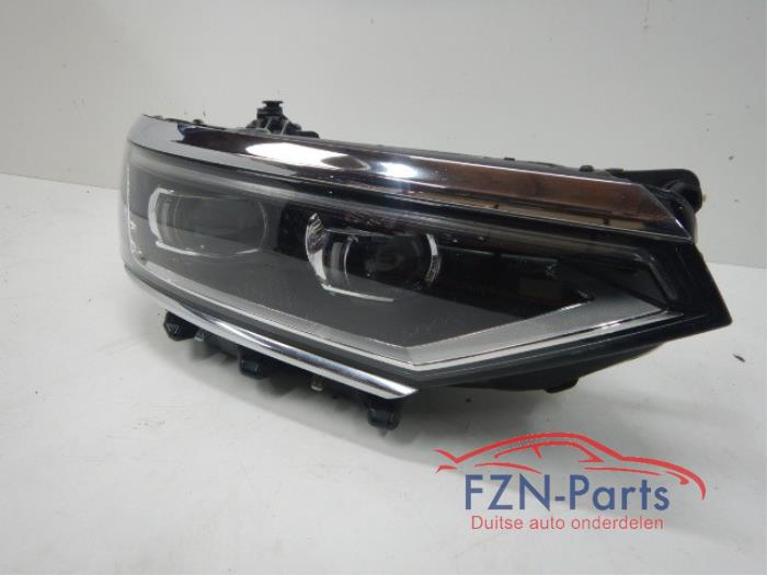 VW Passat B8 Facelift Matrix IQ-Light Koplamp Rechts