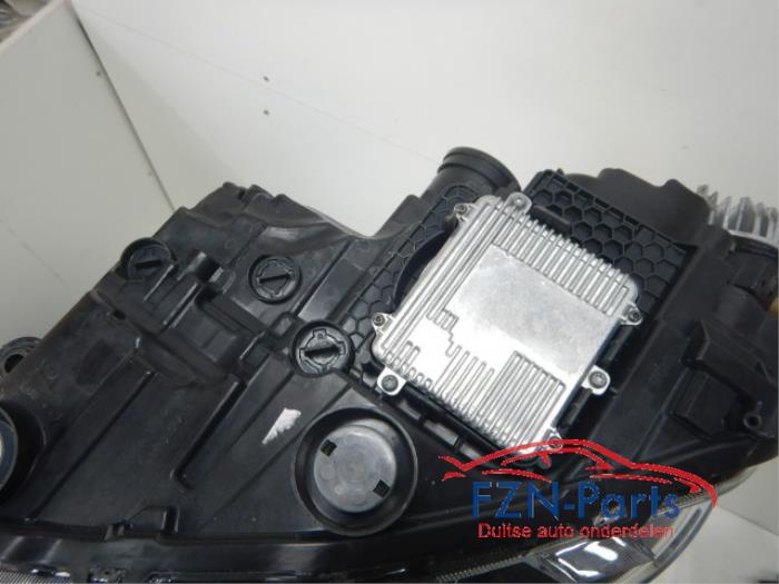 VW Polo 2G Facelift Koplamp IQ-Light Rechts