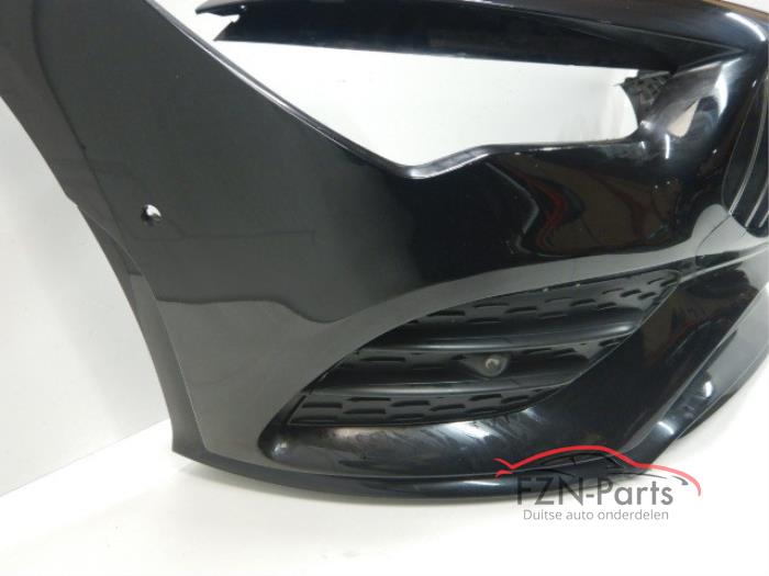 Mercedes-Benz CLA-Klasse W118 A35 AMG Voorbumper 6PDC