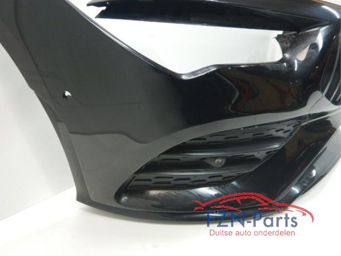 Mercedes-Benz CLA-Klasse W118 A35 AMG Voorbumper 6PDC