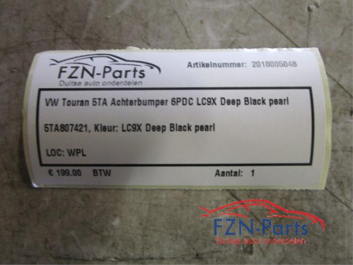 VW Touran 5TA Achterbumper 6PDC LC9X Deep Black Pearl