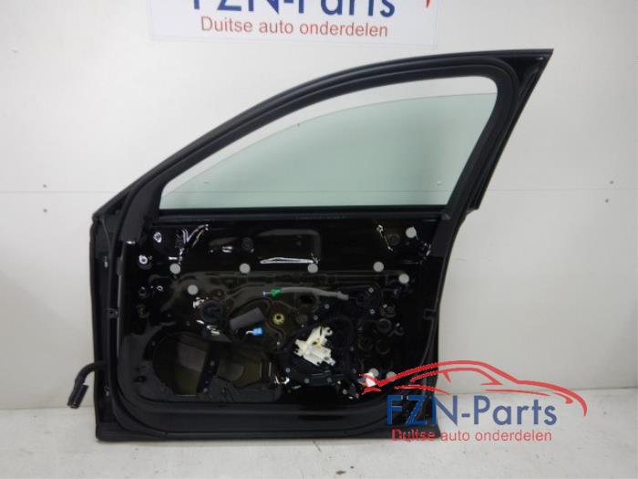 Portier 4Deurs rechts-voor Audi A8 (22723063)