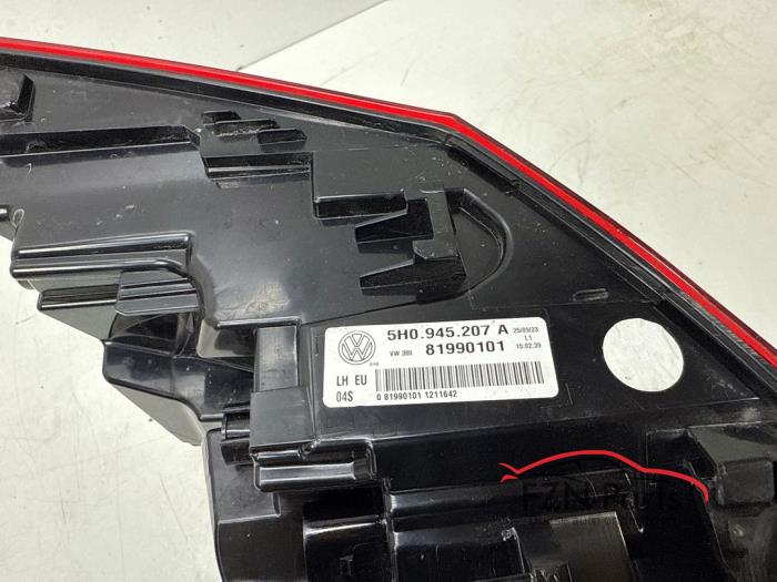 Achterlicht links Volkswagen Golf (22852330)
