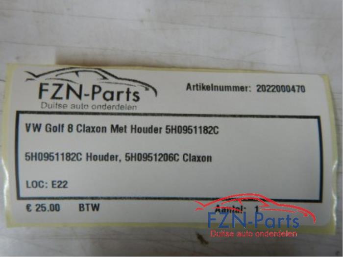 VW Golf 8 Claxon Met Houder