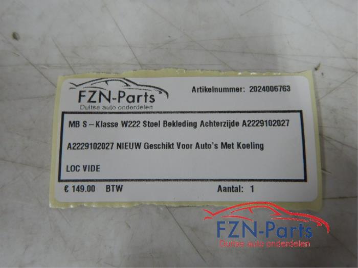Stoel achter Mercedes S-Klasse (22741405)