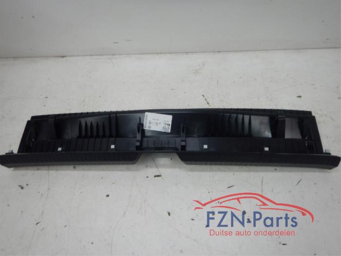 VW Golf 8 Instapbekleding Achterklep