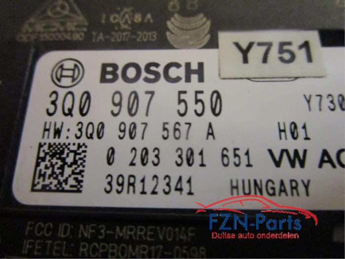 Radar sensor Volkswagen Touareg (22738451)