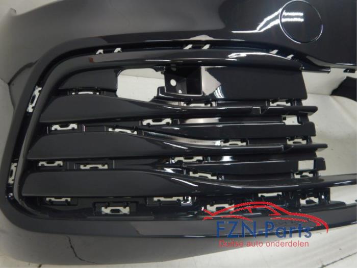 VW Golf 8 Voorbumper LI7F Urano Grey
