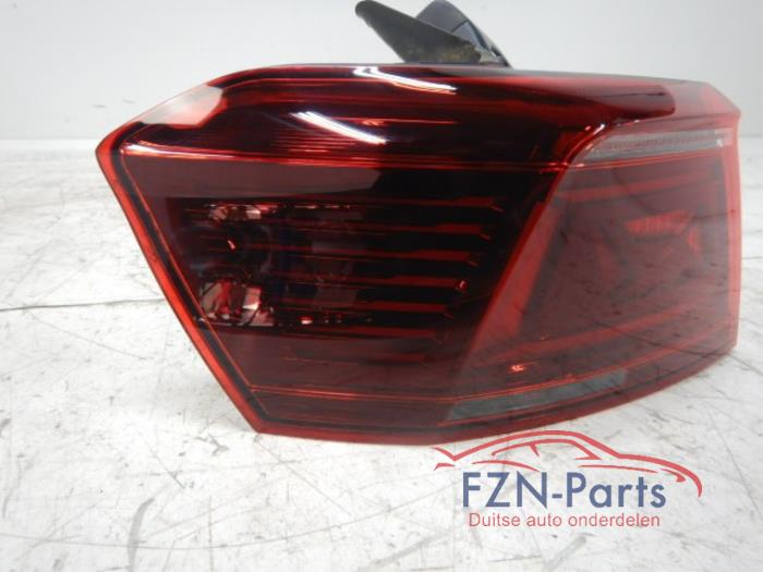 VW Passat B8 Variant Facelift Dynamisch Achterlicht Links