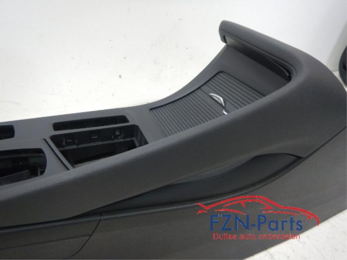 BMW X1 F48 Middenconsole Armsteun Leer Leder Leren 935198 Armsteun Voor telefoon met adapter voorbereiding