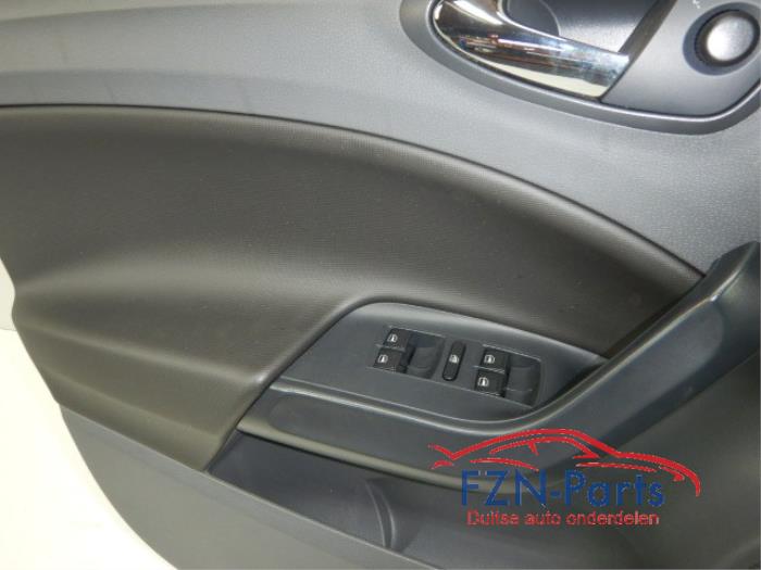 Portierbekleding 4Deurs links-voor Seat Ibiza (22728363)