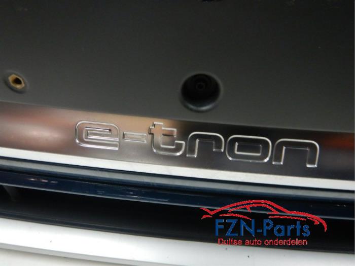 Audi E-Tron Voorkop 6PDC KLS LV5Z Led Laser 039/040