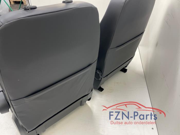 Voorstoelen links+rechts Volkswagen Transporter (22798547)
