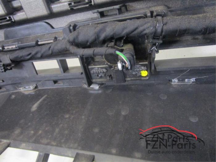 Voorbumper Volkswagen Touareg (22721725)