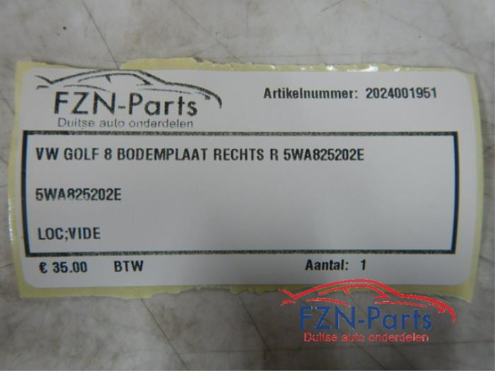 VW Golf 8 Bodemplaat Rechts R